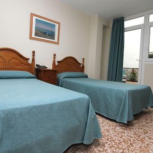 Habitación con 2 Camas Individuales